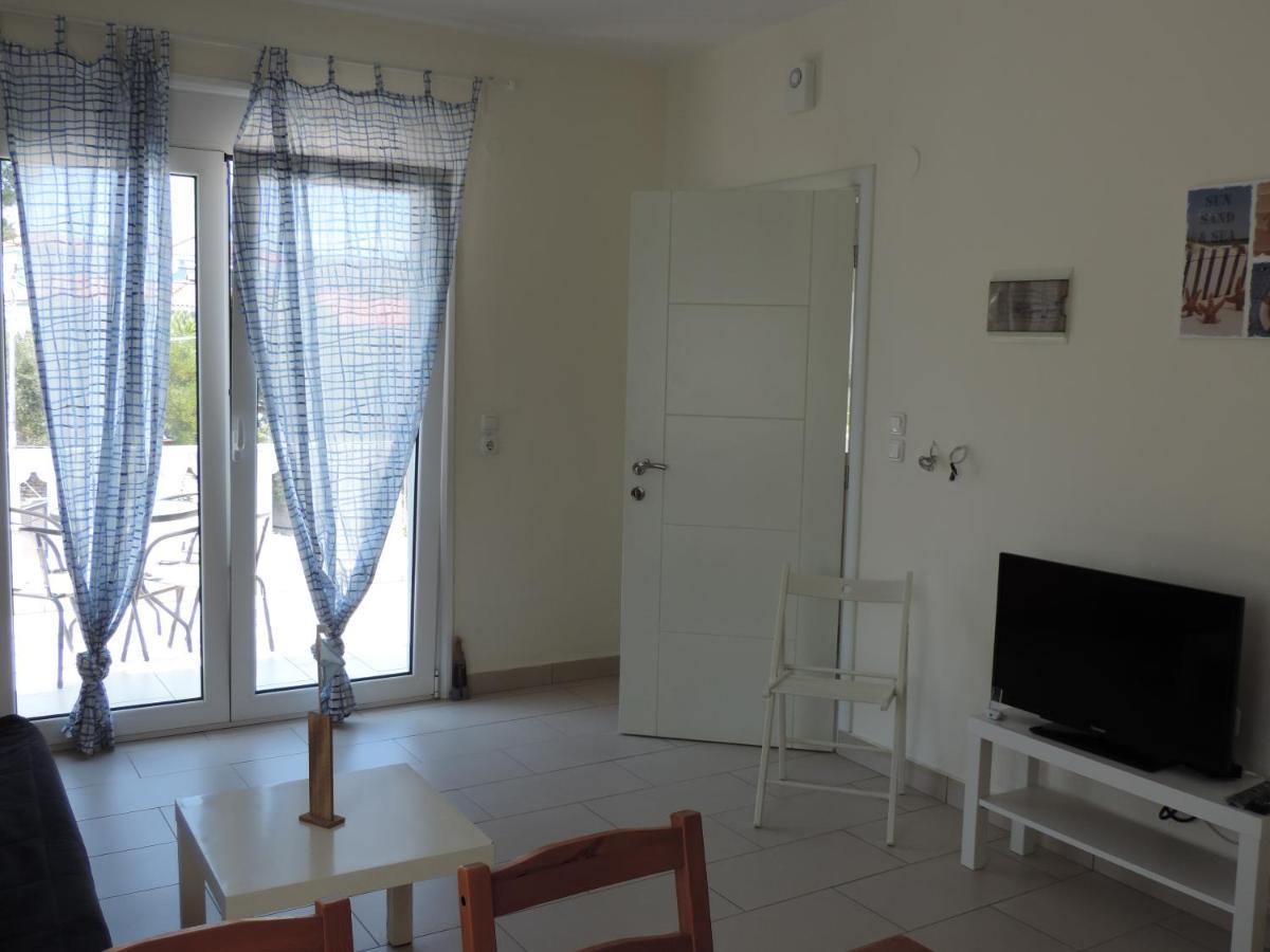 Skala Neon Kydonion Fotis Apartments מראה חיצוני תמונה